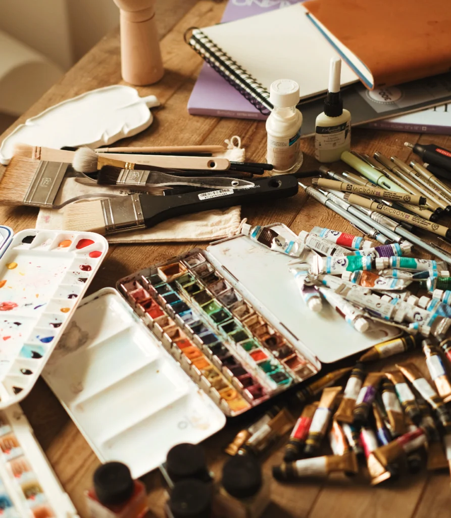 Overload of art supplies